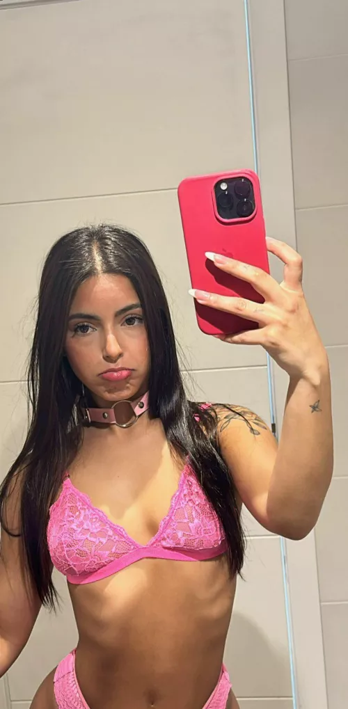 I bet you won’t be able to take your eyes off me daddy.