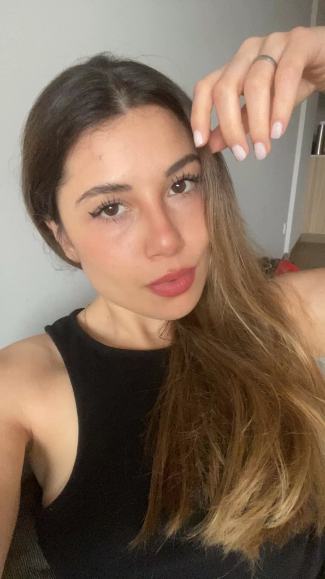 I just want some men OVER 30 to come have a naughty time with me