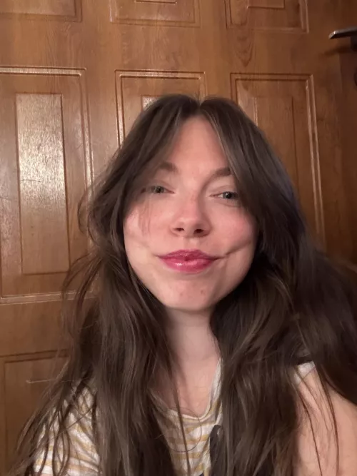 I smile while you’re going broke for me 🤣💸