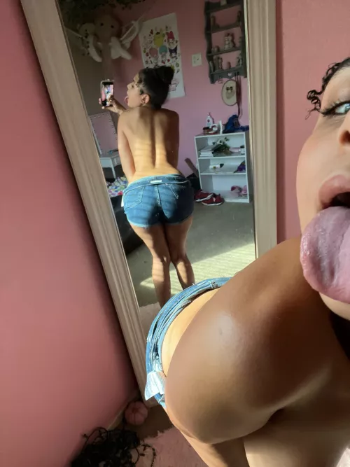 I wanna help you cum:) 18 n cashapp only please [online]