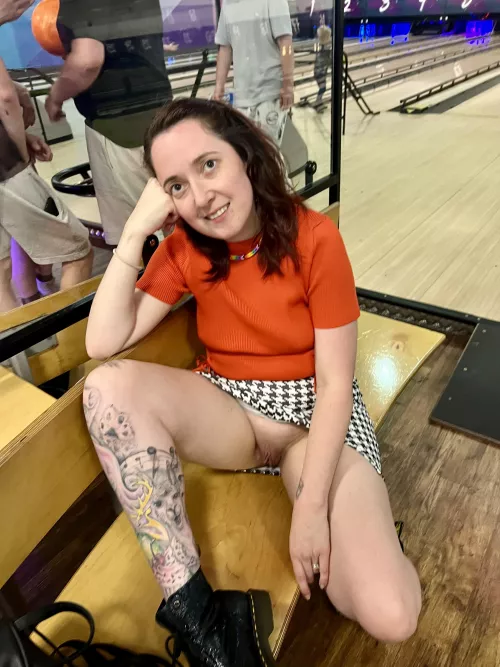 I wish all you no pantie lovers could come bowling with me 