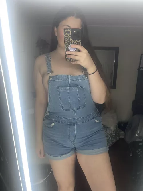 If I was your GF would u let me wear this 