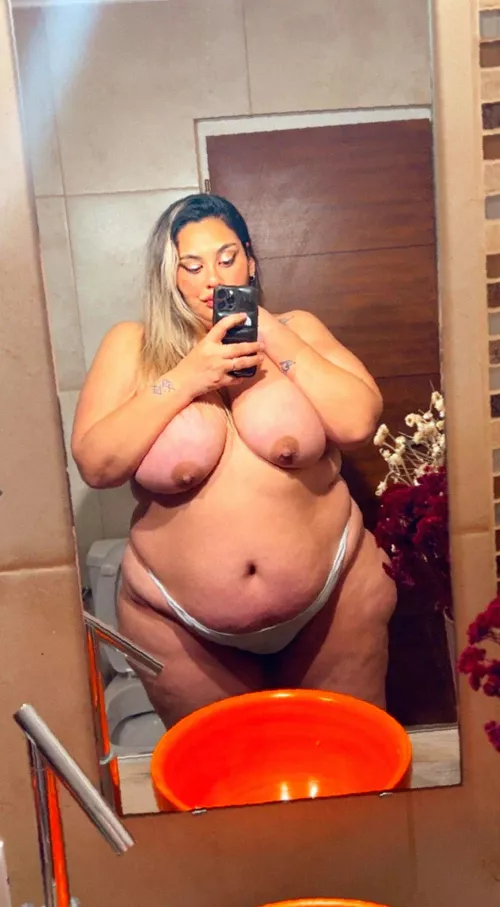 If you saw me naked in a public restroom would you fuck me?