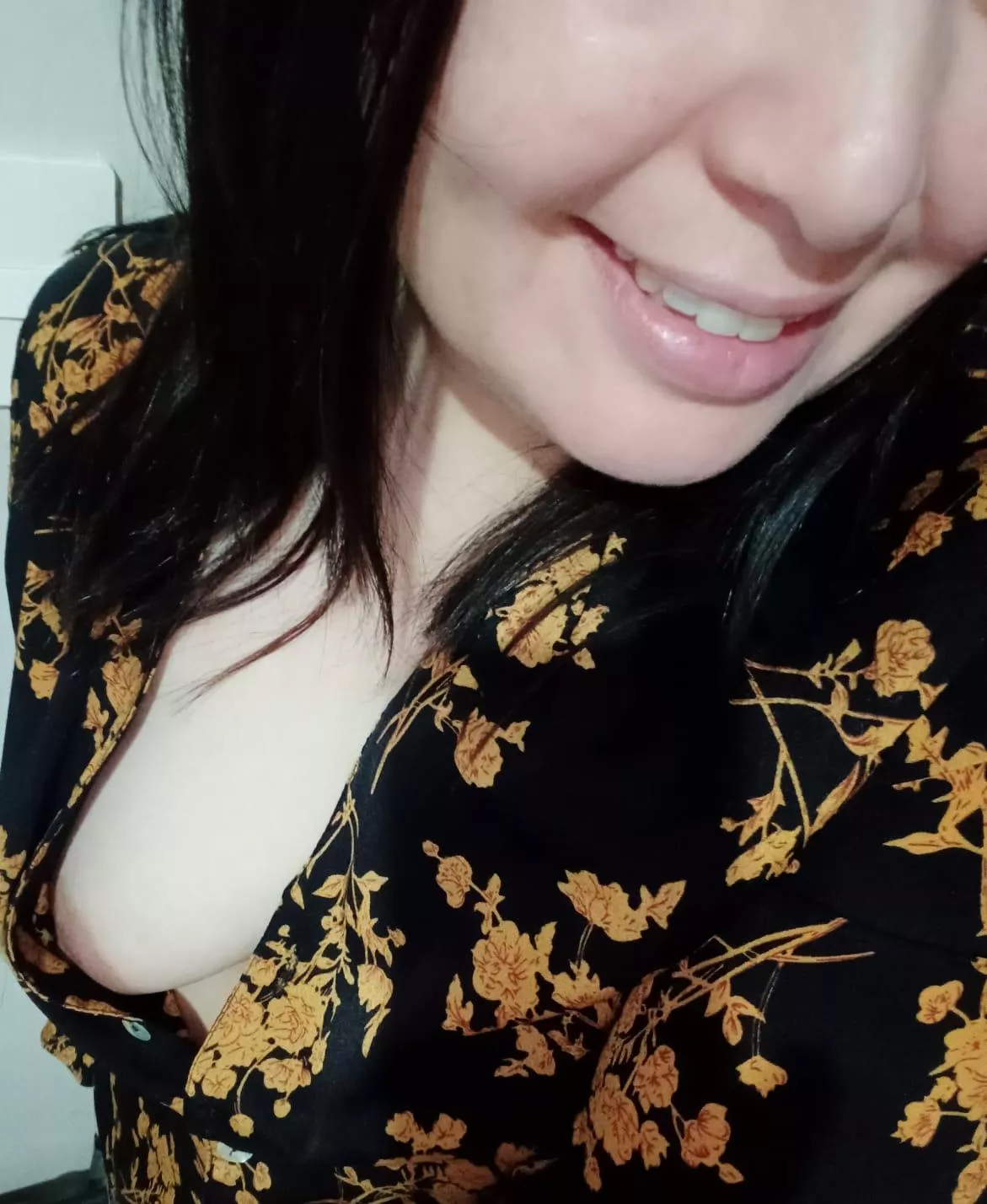 It's a braless Wednesday here! 