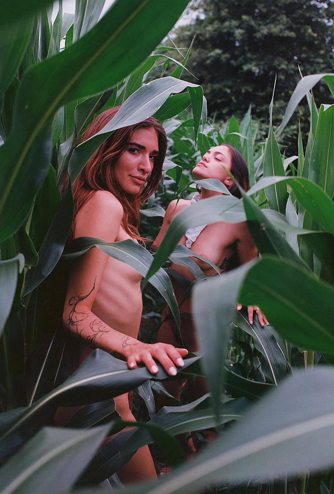 Katheryn and Morgan (ektar100, Bronica ETRs)