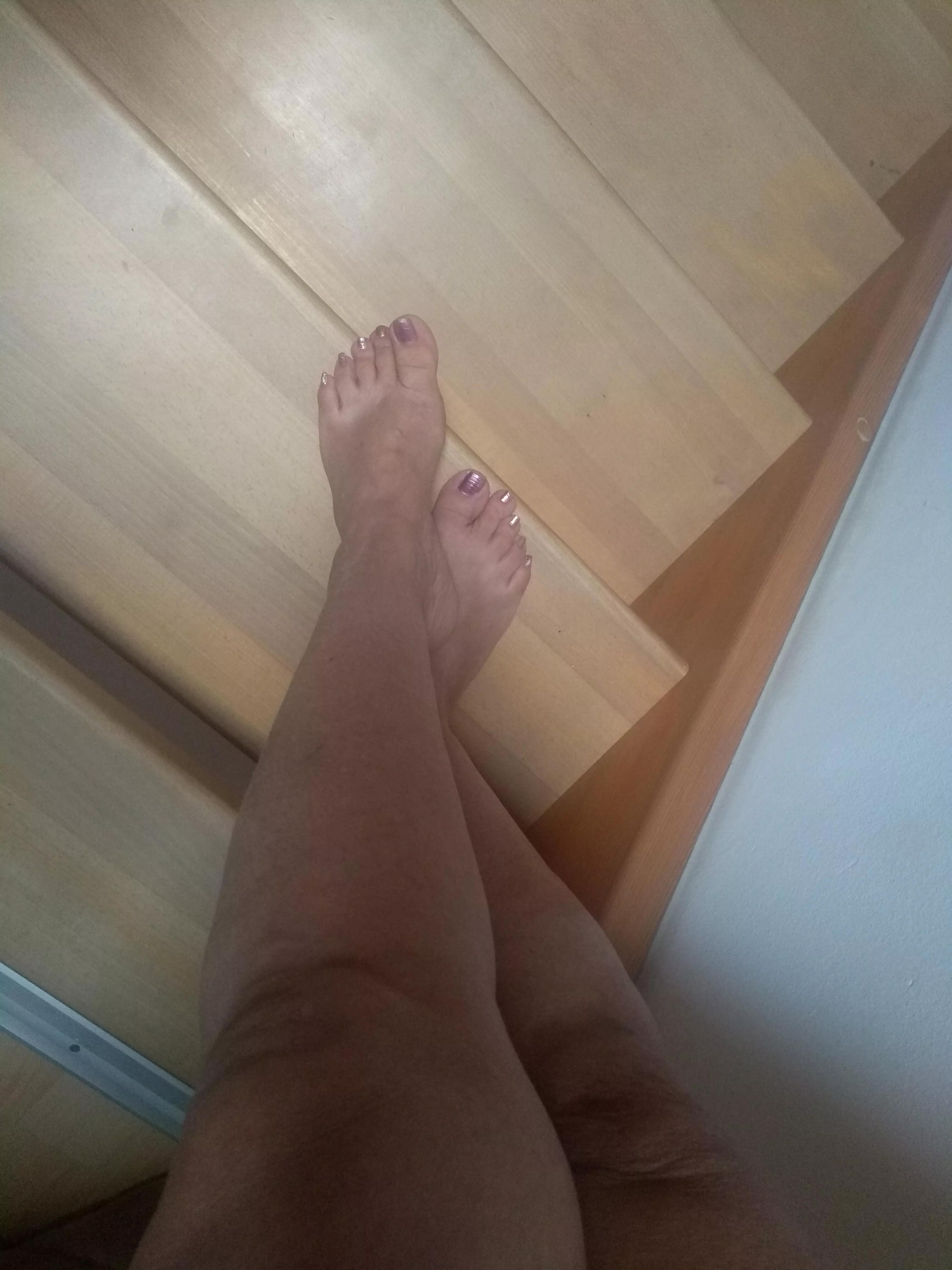 long legs and pretty feet should be your only meaning in life 