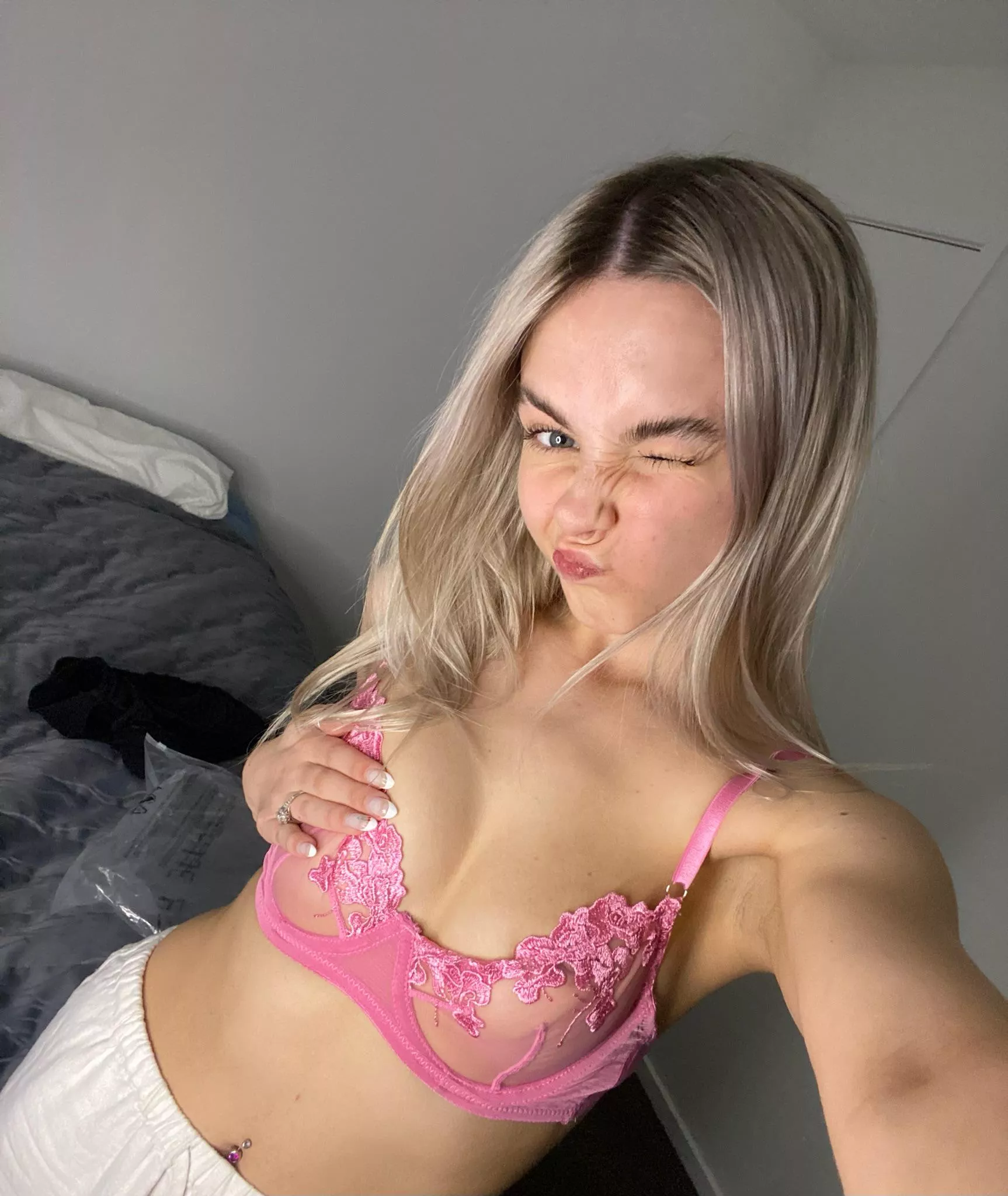 looking for someone I can spend a night with who can give me a good creampie. i'm clean and can verify, hmu!!