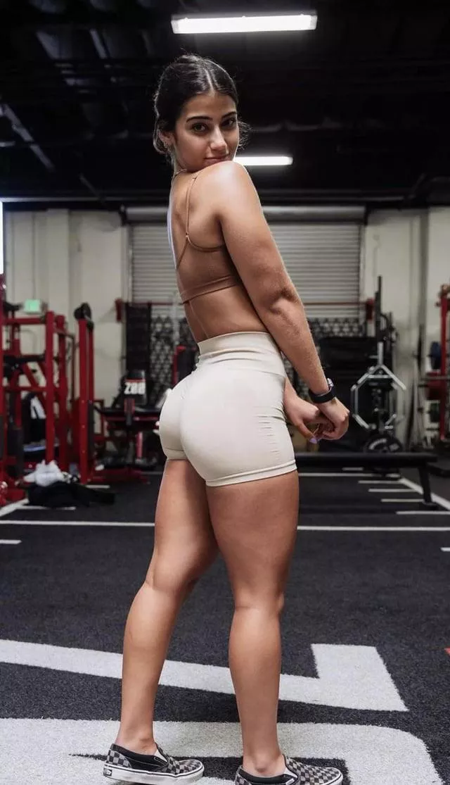 My BWC throbbing rn for her 😫