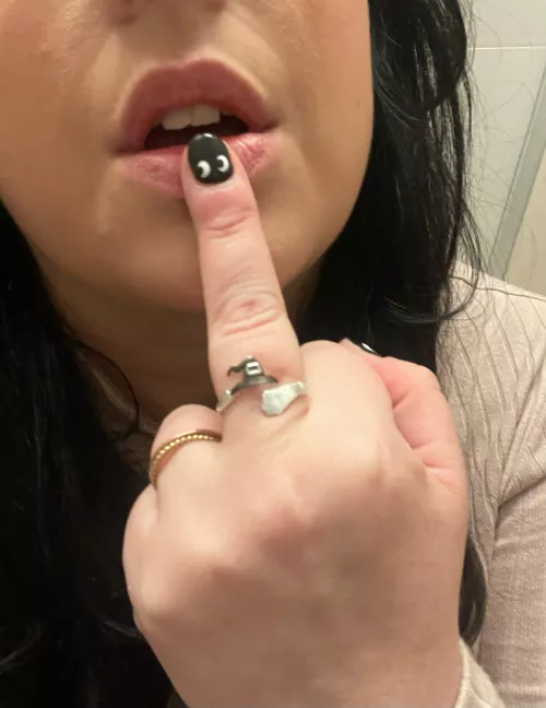 My perfect mouth and middle finger. Get triggered. Go send. 
