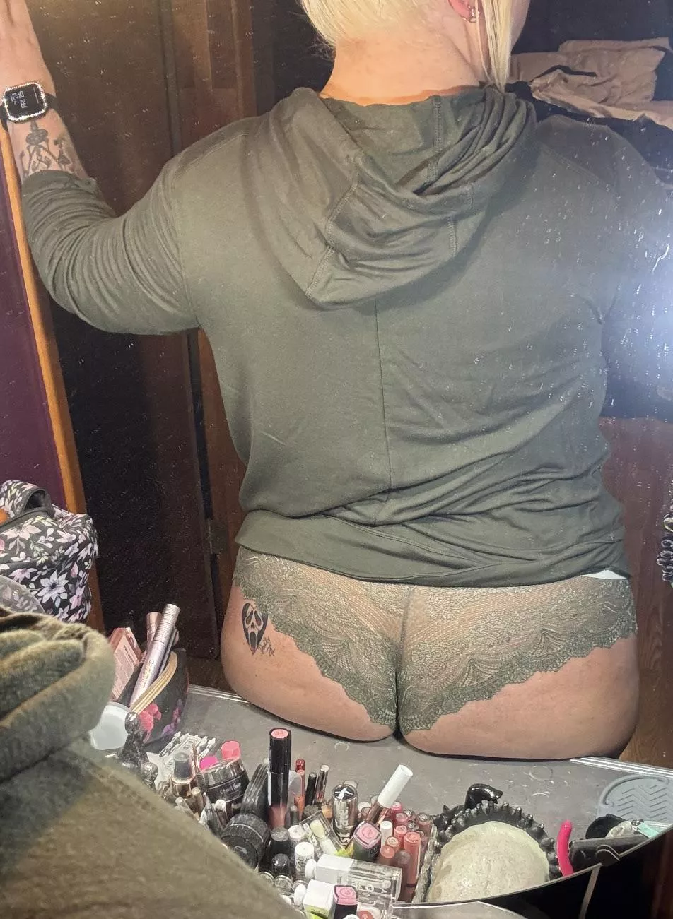 Needing something to sit on [F]