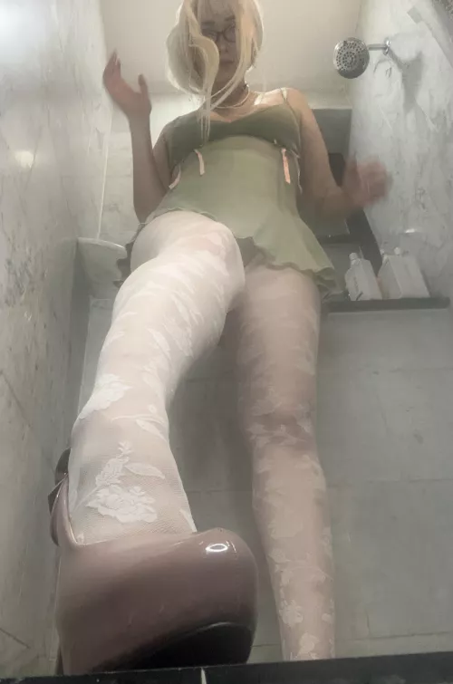 So small! I almost stepped on you. 