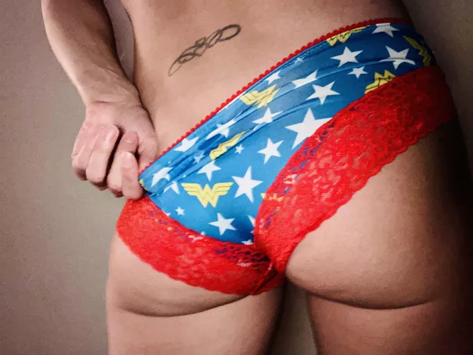 Subscribe to my OF to see more. Link in comments. NSFW