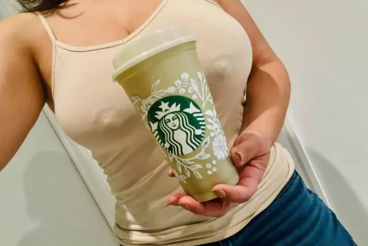 Weekend is so close you can almost taste it. Happy Thursday, PNW. 