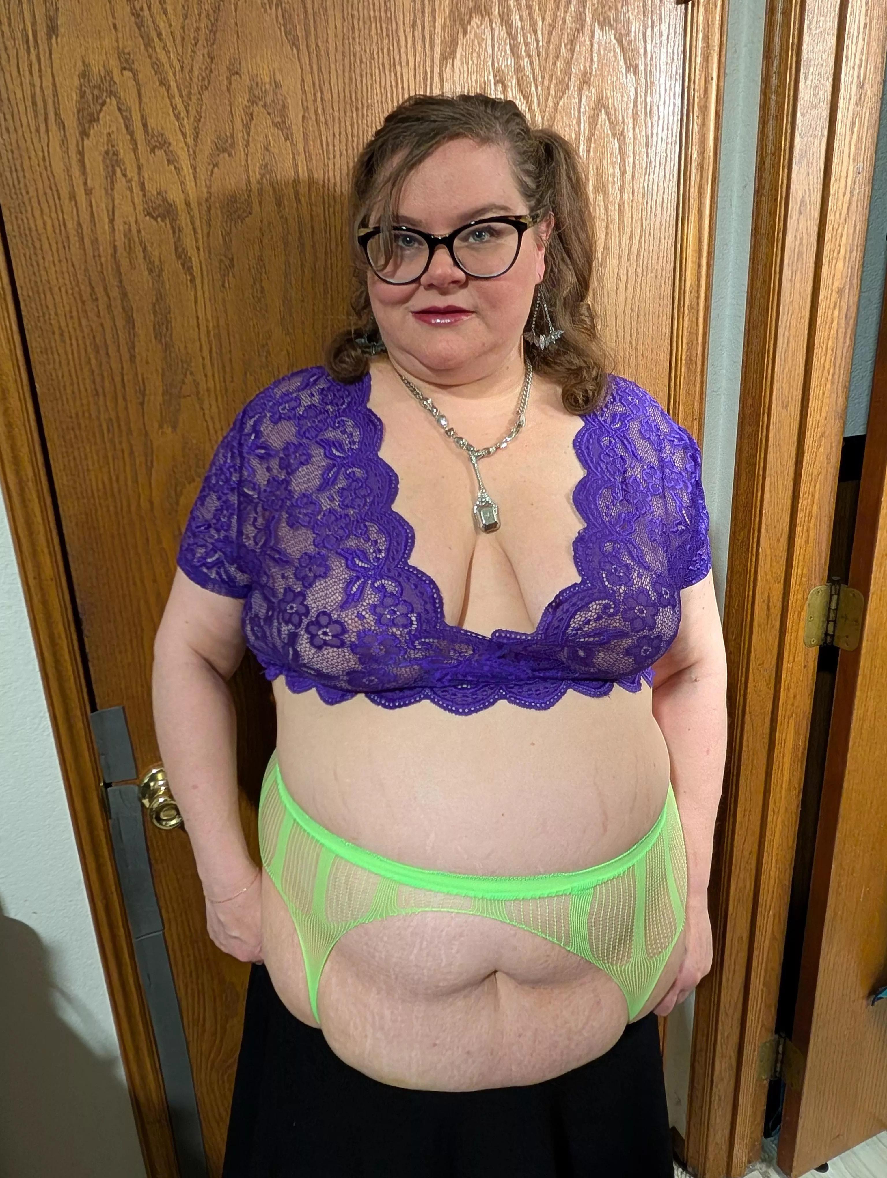 Went to a 🍍party last night 