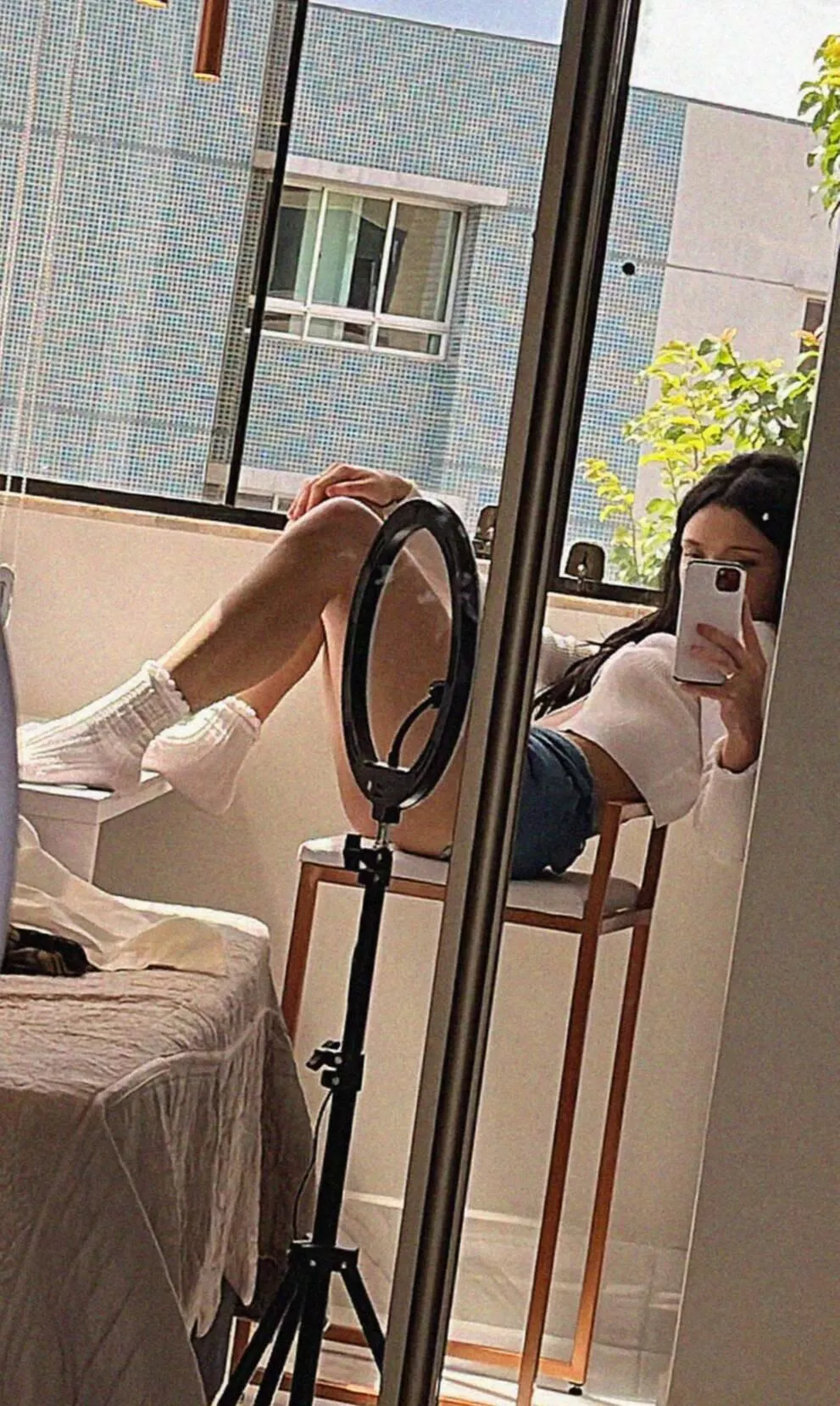 21 [F4M] #missoula.. seeking a sneaky chat partner