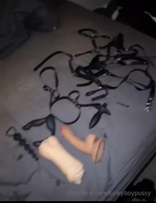 21 years old straight male 😈🫢