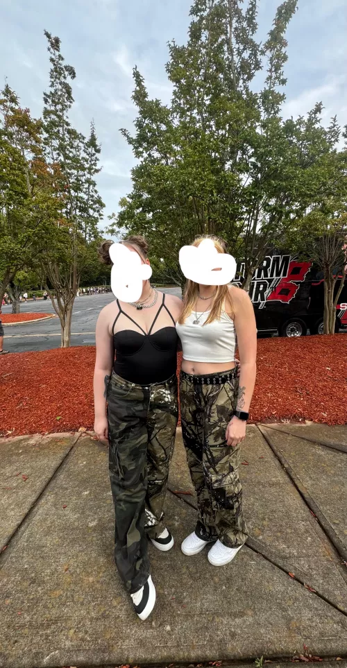 25 and 32 f duo. Topless maids 