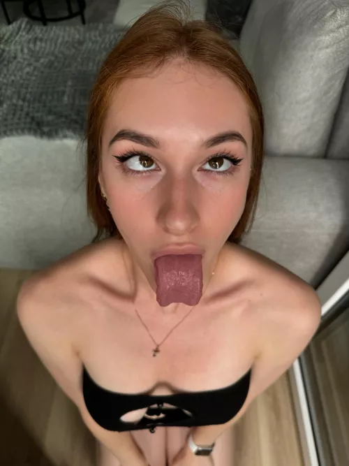 Ahegao sluts do it best 