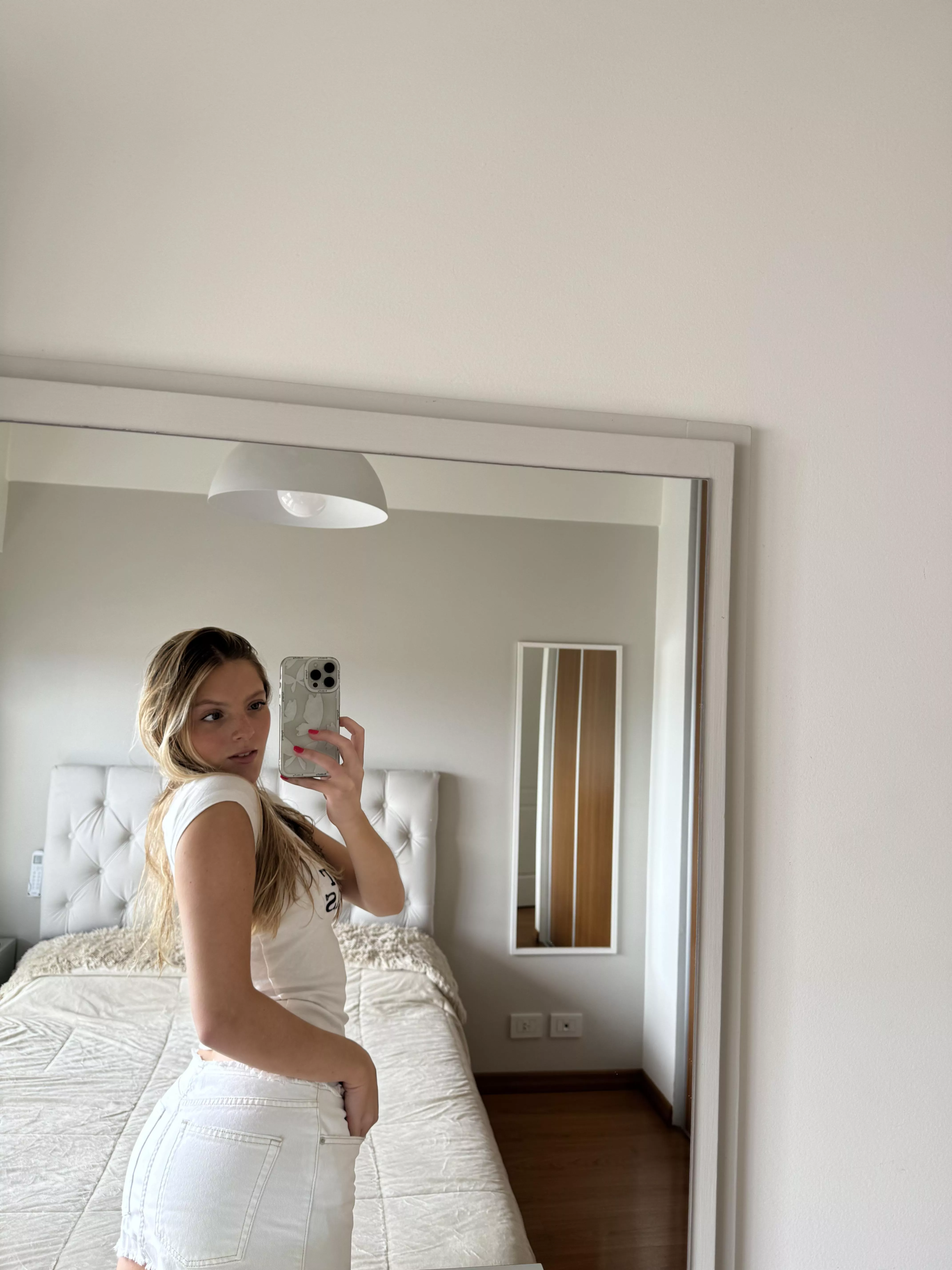 Am I girlfriend material for you? Let me know!