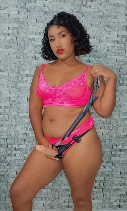 Be a good obedient b*tch, please mommy with everything she asks for 🐷 kik chocosweet23, sn*p arisweet69 🐷 