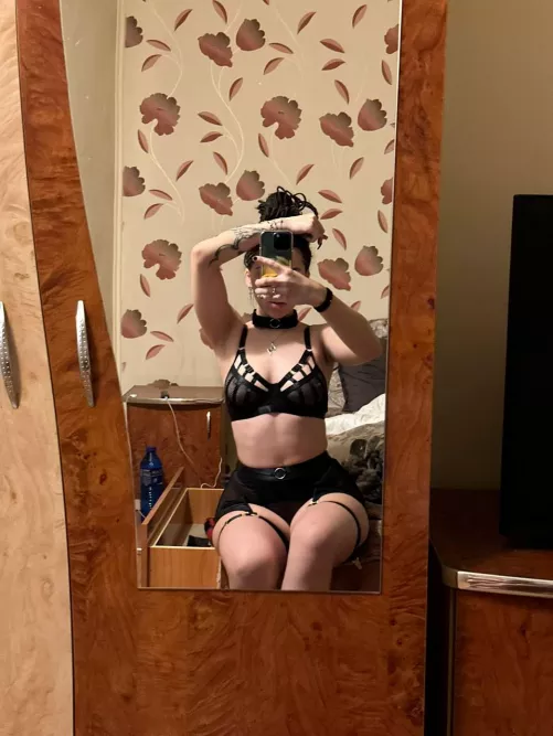 Chiar imi place negrul 🖤