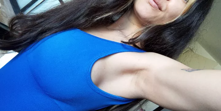 Do you think blue matches my white armpits? 