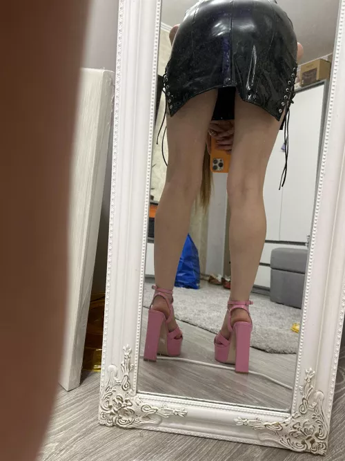 even at home I wear heels