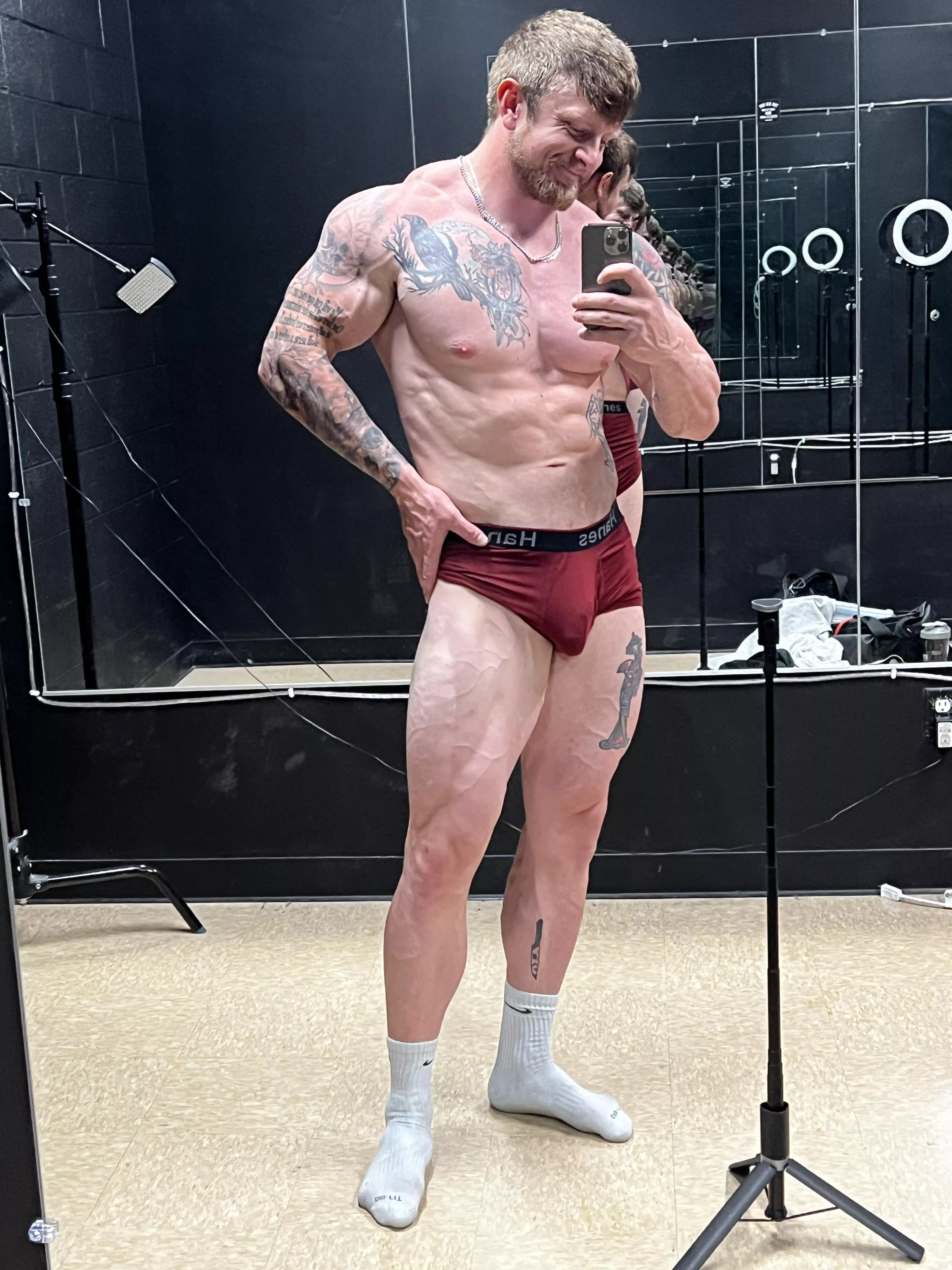 Everyone at the gym loves me. 