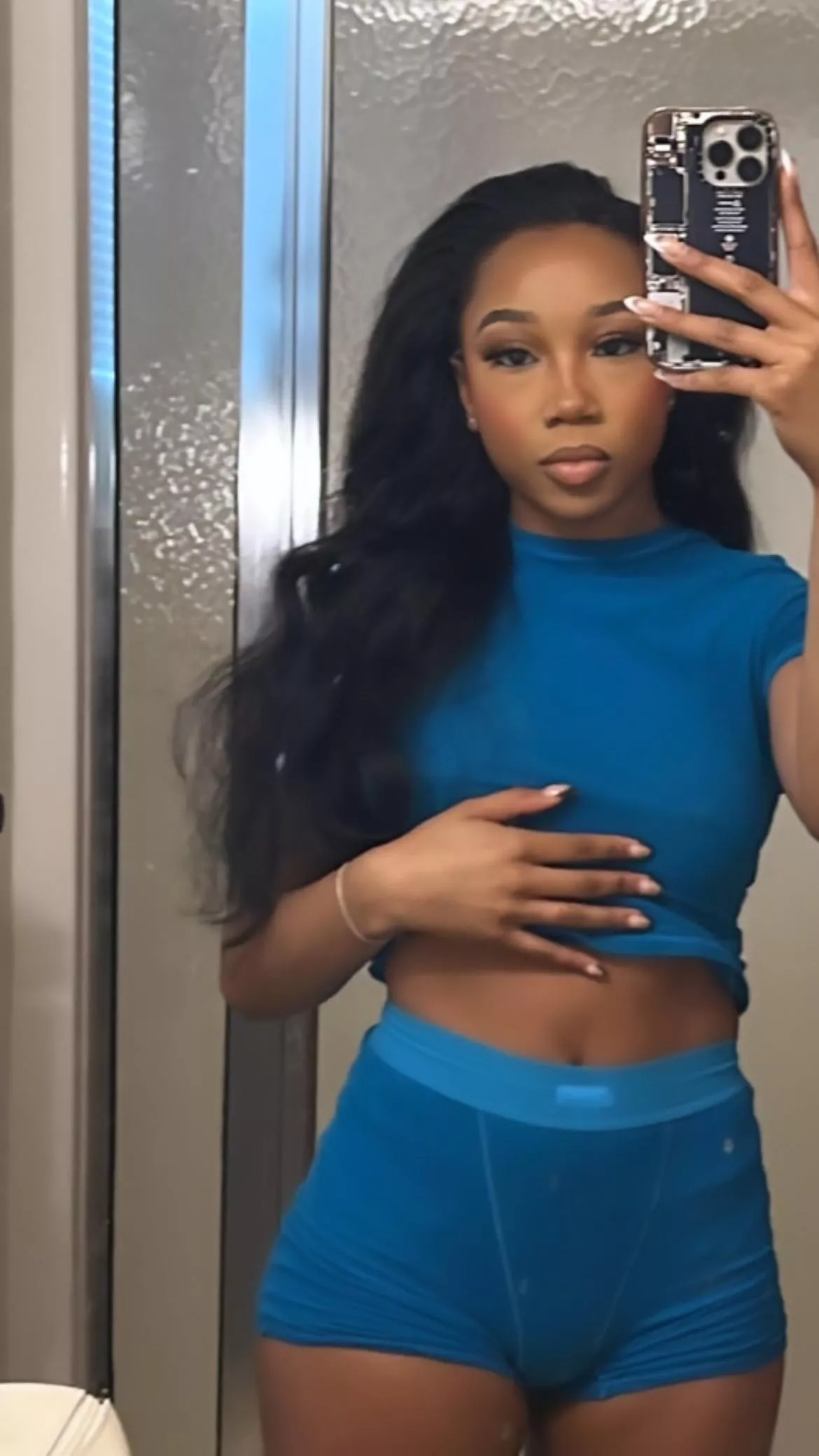 Happy Payday💸 Your Ebony Superior wants your paycheck 