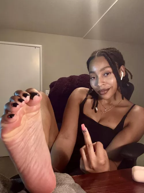 having perfect feet is just a plus. But when my pretty face and soles are together, that’s when you’re at your weakest