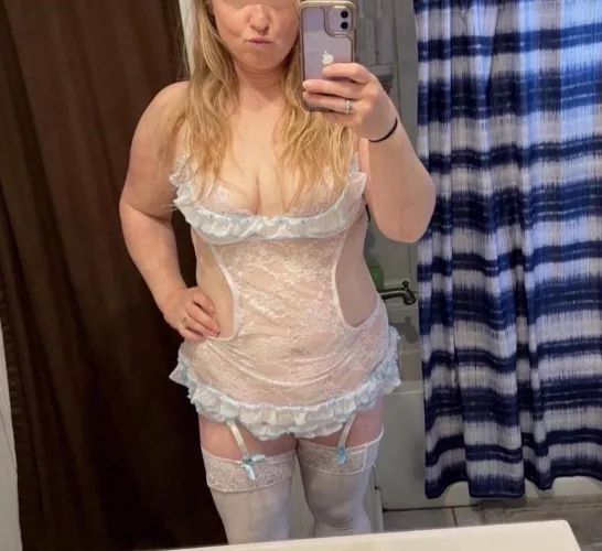 Hope you enjoy the pic of my wife. 