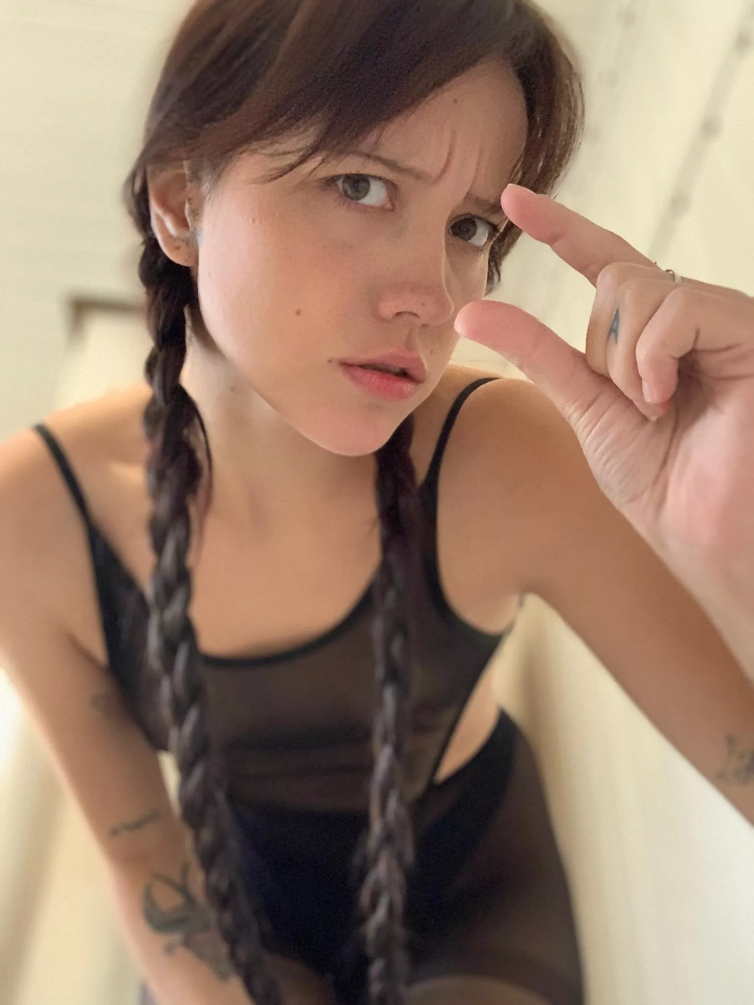 I could talk for hours about how small your dick is. 