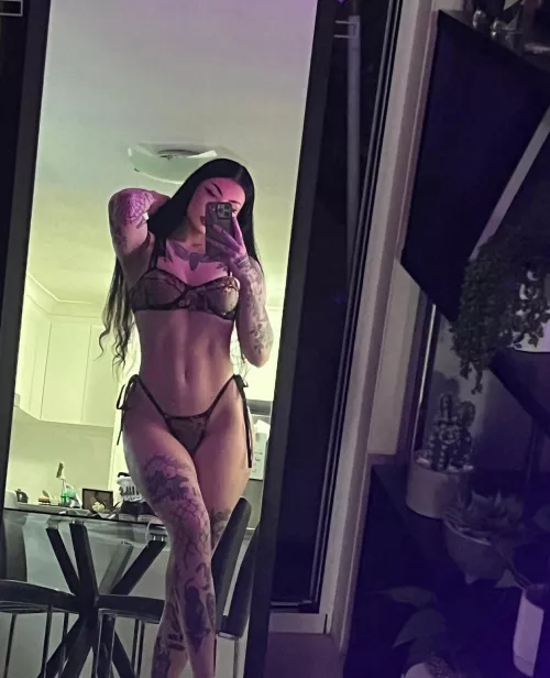 I enjoy flaunting my pale booty.