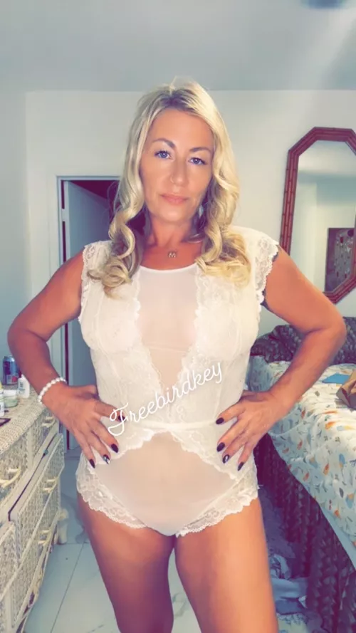 I wore this in public to a festival last night what a blast 44/f