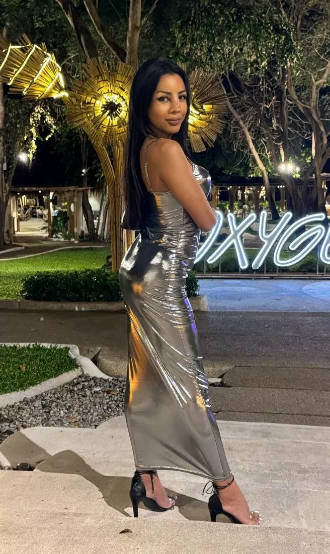 If I was a gift, how would you unwrap me?