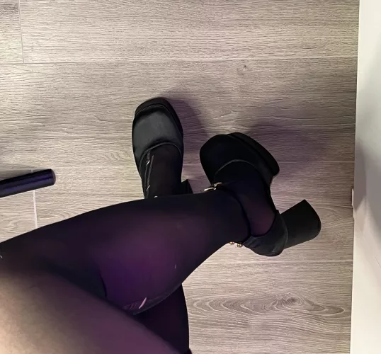 my black ripped Halloween tights and high heels