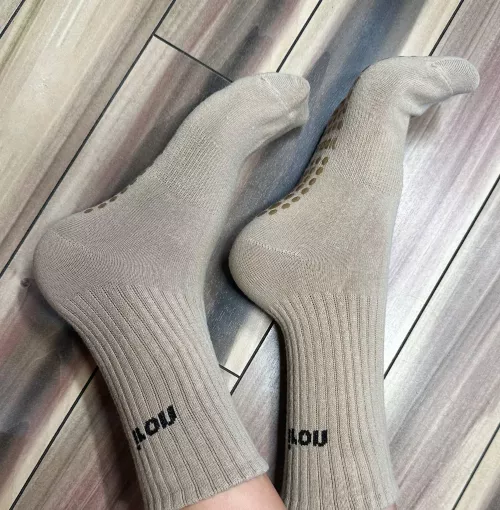 Sweet smelling long socks