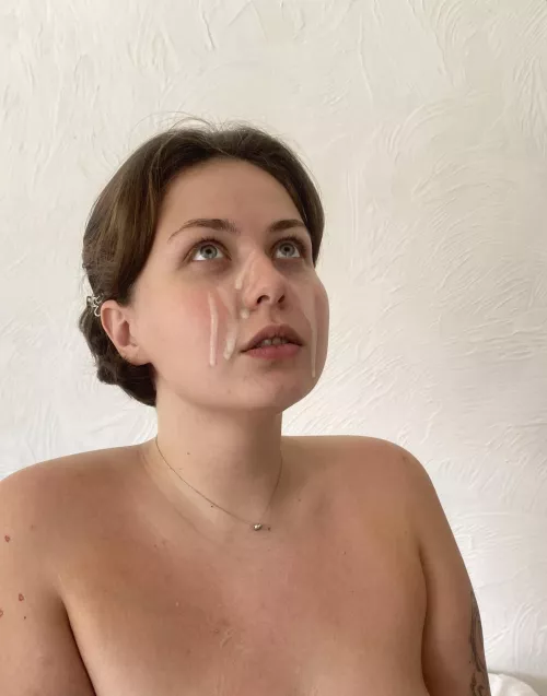 Thick cum on my face makes me happy