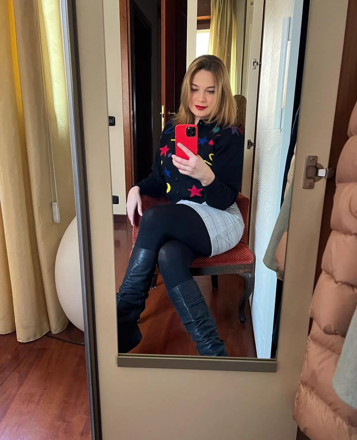 What’s your size ? If you’re 5inches or below I’d give you a humiliating shrinking tasks!