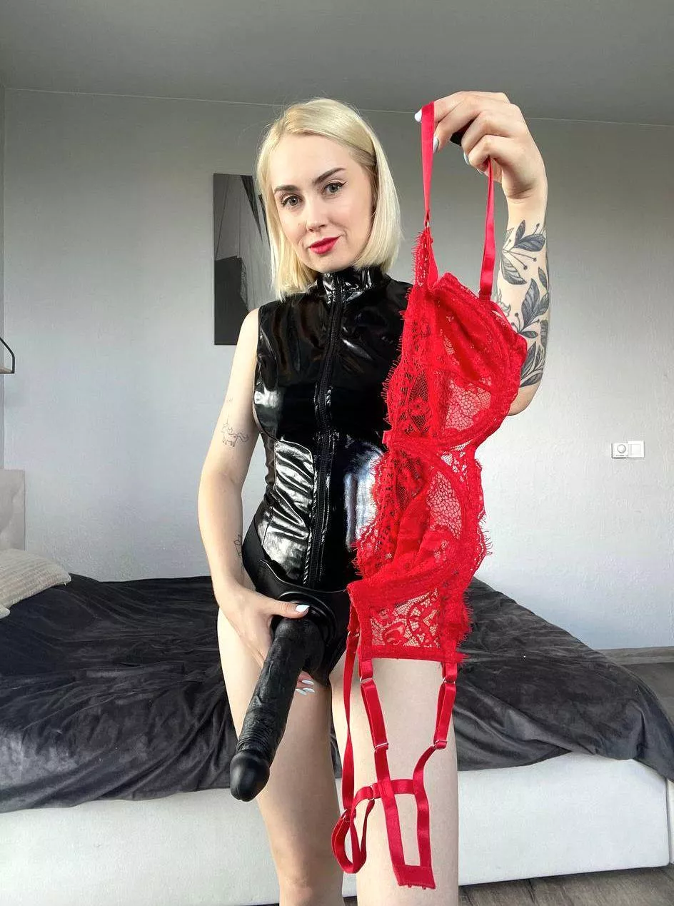 Would you dare to spend the night at my house?