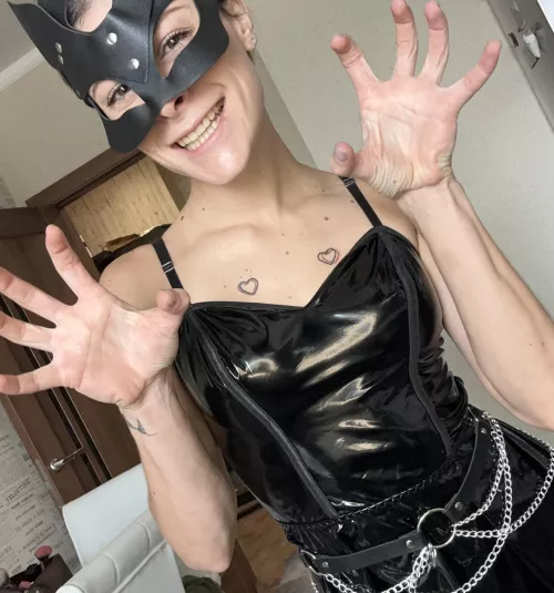 You hear that kitty purring