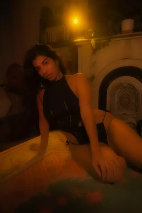 You take me on a date then we hang out to your place and the next thing you see is this. 