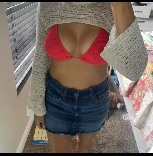 [31/32] [MF4M] [RinggoldGA] Looking for young Hung attractive male to host us 10/26 near the area. Send pic for reply be willing to verify and show face