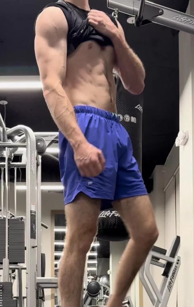 33M visiting bham. Available today 