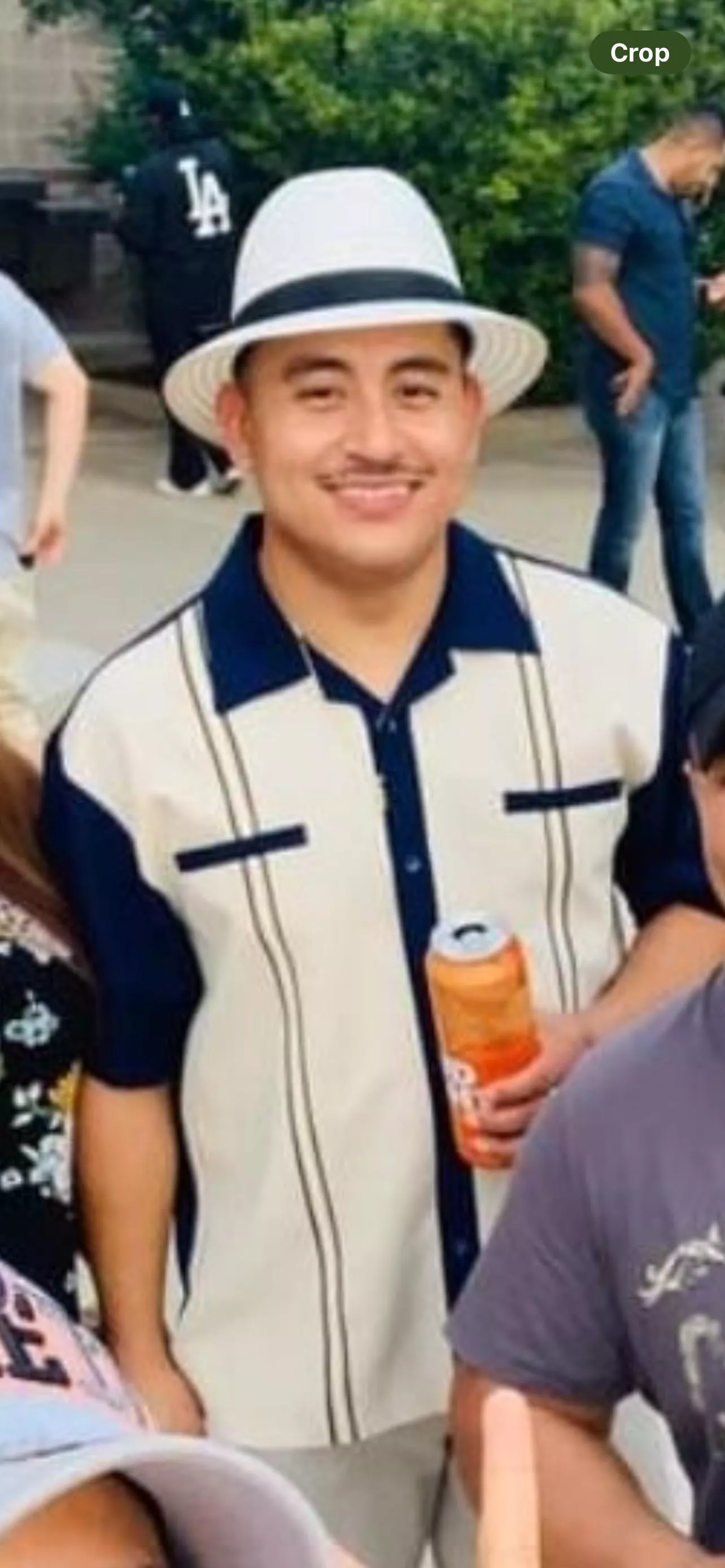 37 M4F Horny and want to play