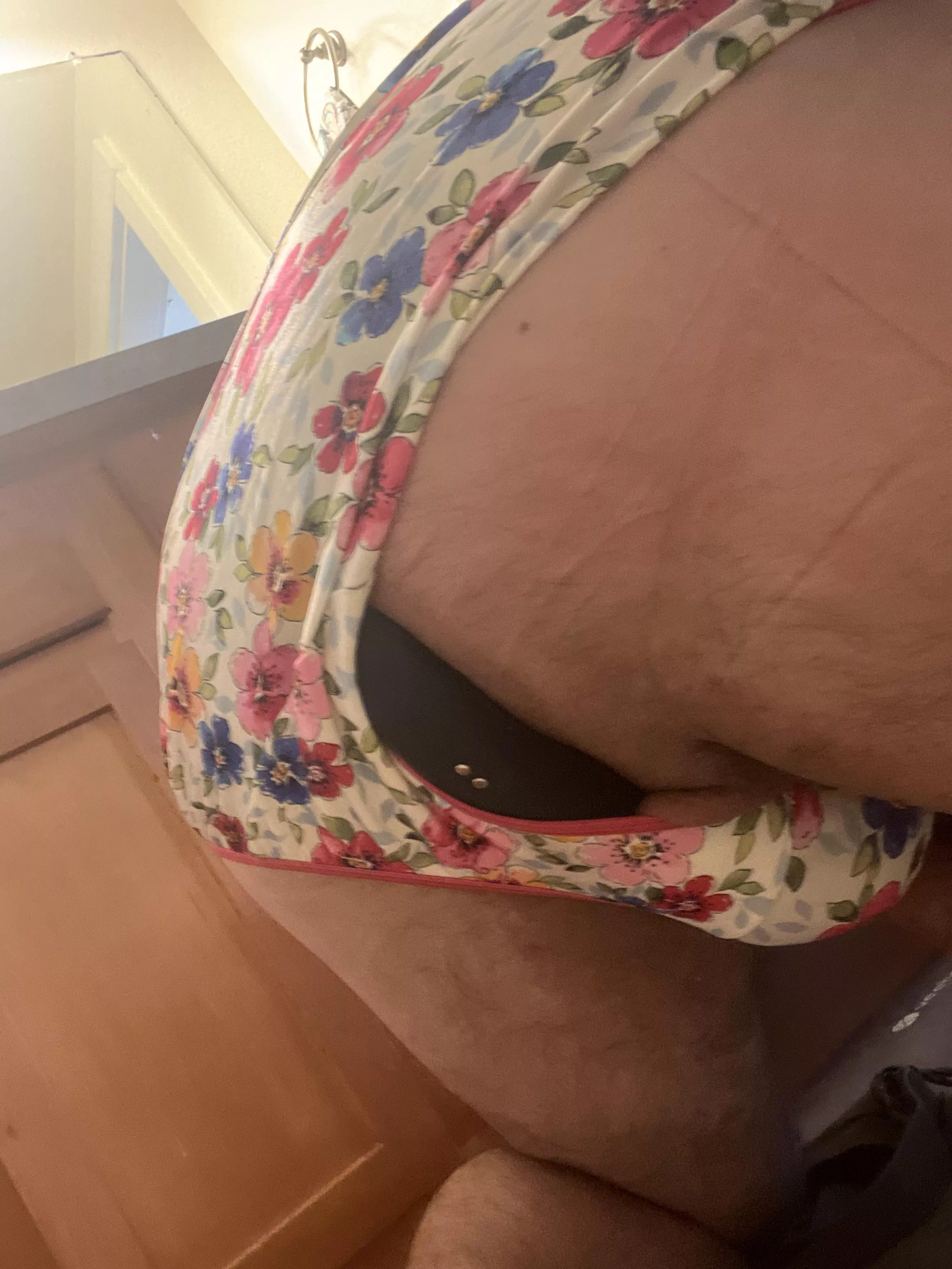Age 43 wearing panties and a plug 