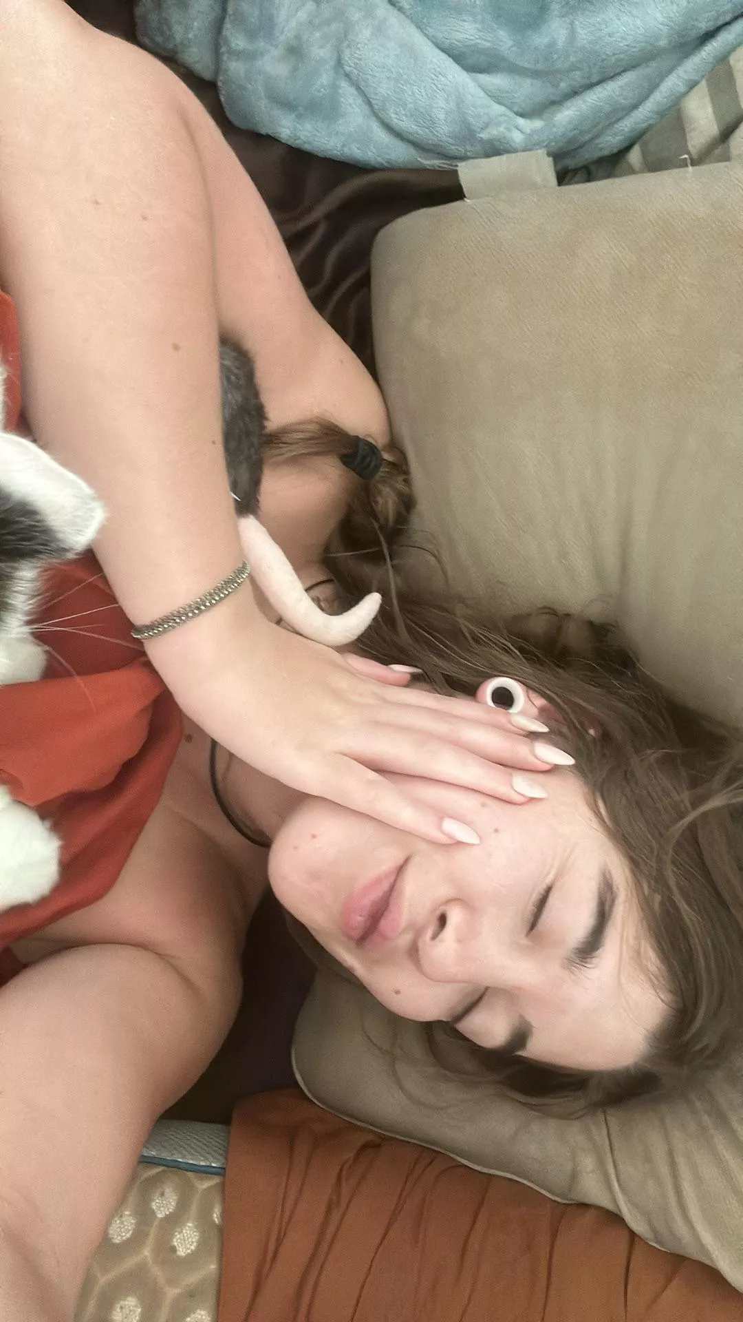 [B4D] Feelin sick today, would love for a daddy to take care of me 🥺🤍