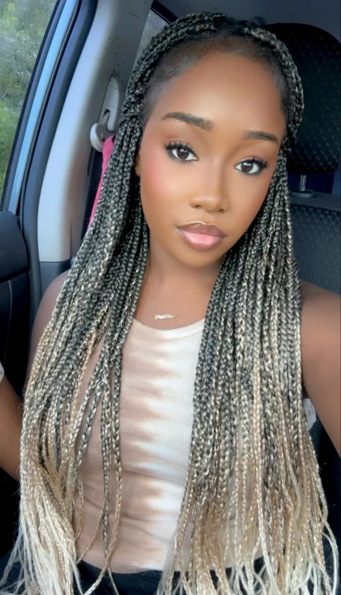 [B4D] hire me to make your days better & naughty💗