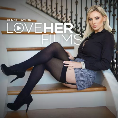 Behold... Kenzie Taylor is sooo back! 👑

@thekenzietaylor
 
@loveherfeetcom