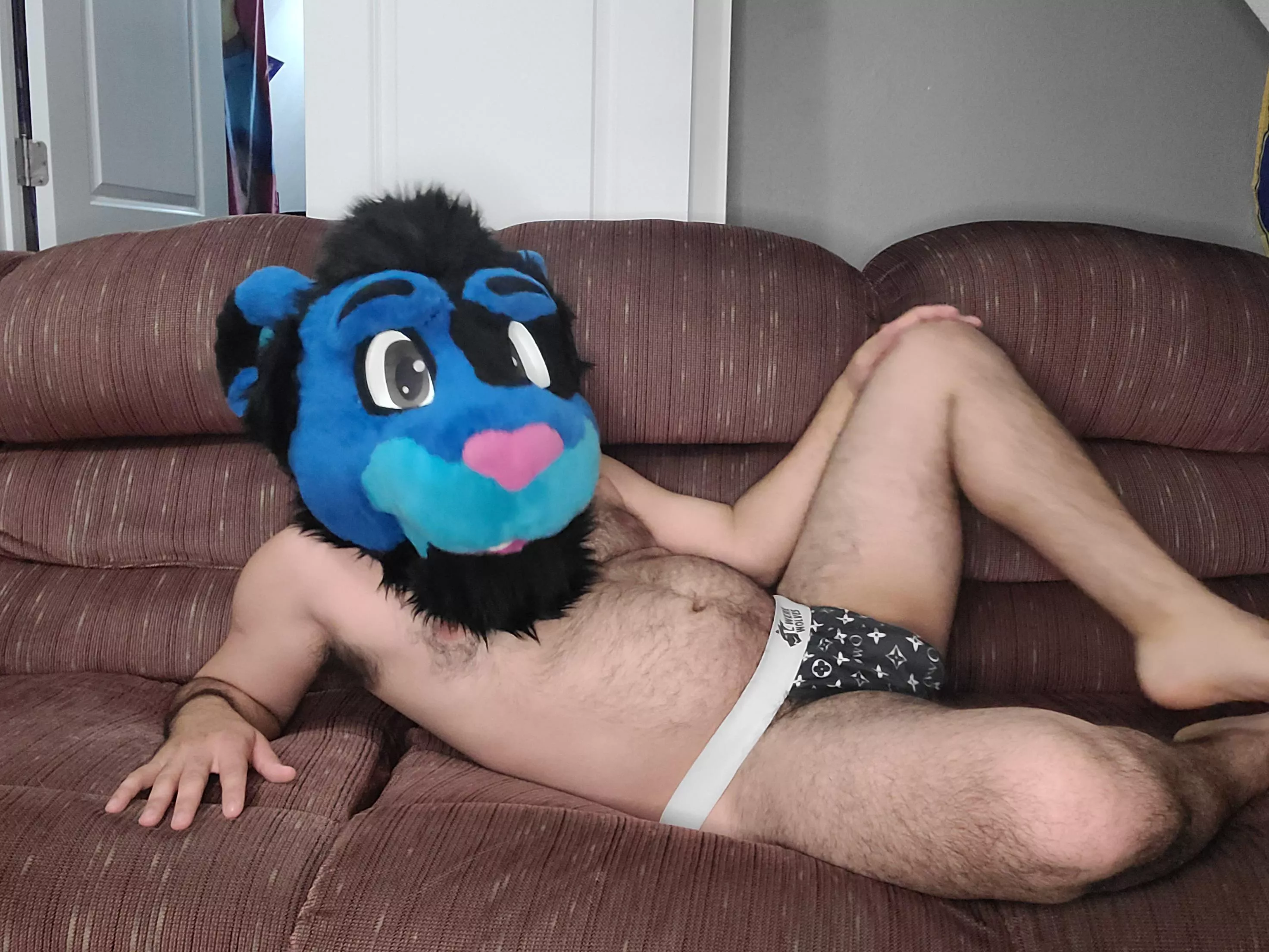 Blah blah blah French girls~ (OF: LustyLion9869/ JFF: LionclawAD)